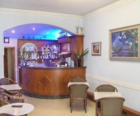 Hotel Firenze В'яреджо Екстер'єр фото